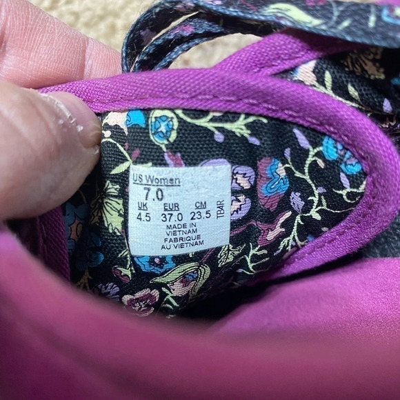 Magenta floral Vans matching laces 7 - Picture 6 of 6
